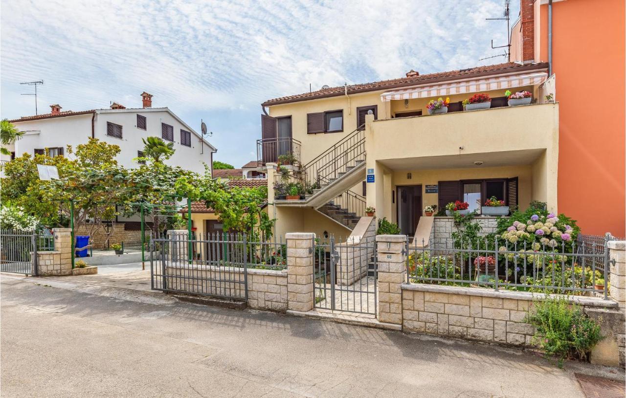 2 Bedroom Stunning Apartment In Rovinj Ngoại thất bức ảnh
